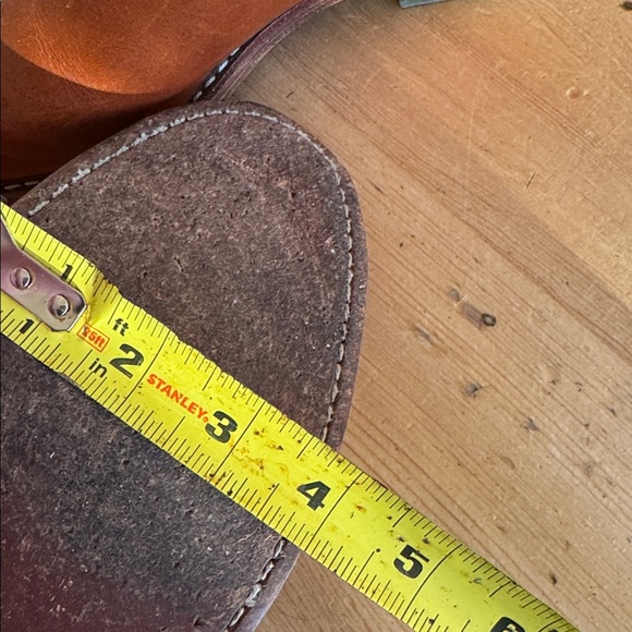 Red Wing Chelsea boots. Super good condition! Size 8.5 regular. - Picture 7 of 7